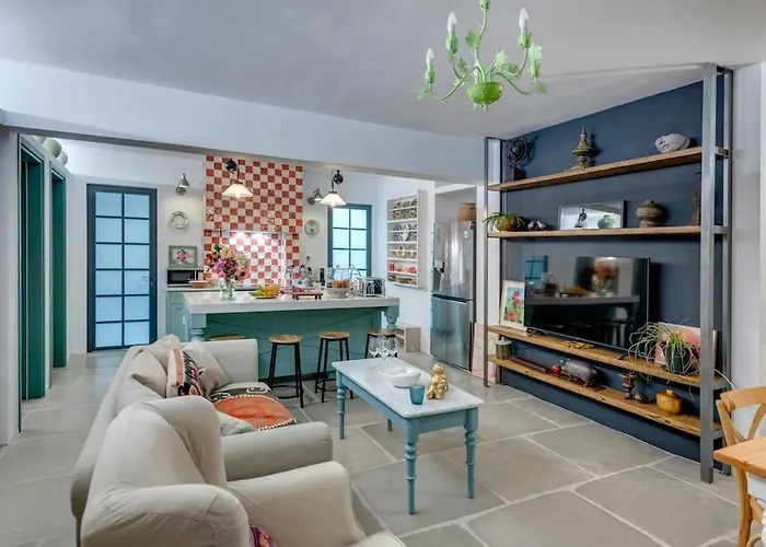 Alma Loca Syros Ερμούπολη