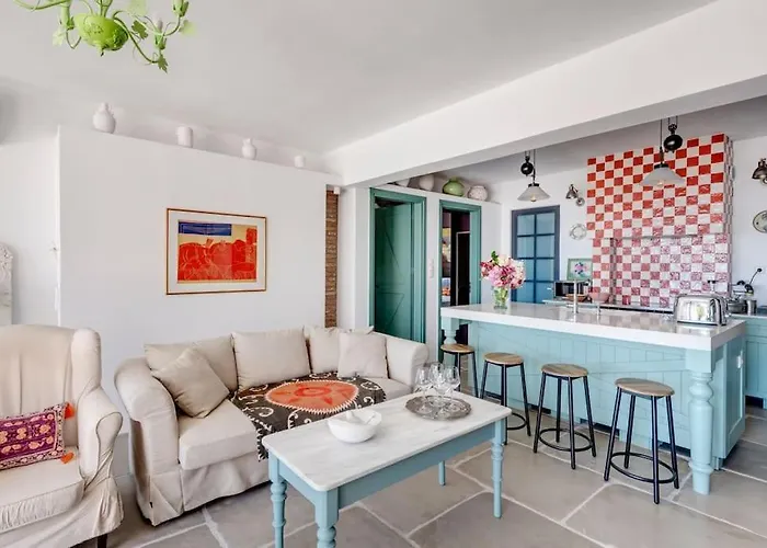 Alma Loca Syros Σπίτι διακοπών Ερμούπολη