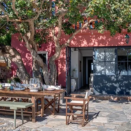 Feriehus Alma Loca Syros *